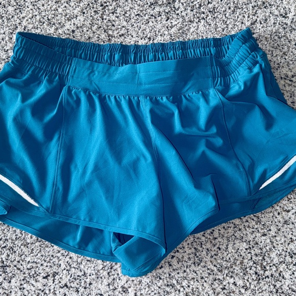 lululemon athletica Pants - Lululemon Hotty Hot Shorts Hawaiian Blue size 14